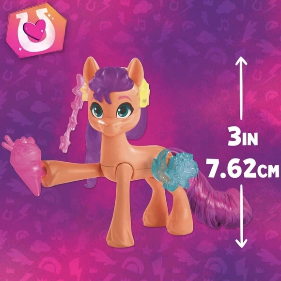 My Little Pony SUNNY STARSCOUT Cutie Mark Magic Hoof To Heart Keychain - Picture 4 of 5